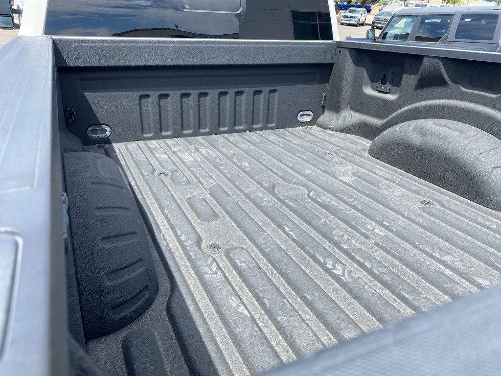 Used 2019 Ford F250 Platinum w/ Platinum Ultimate Package AWD/4WD image 4