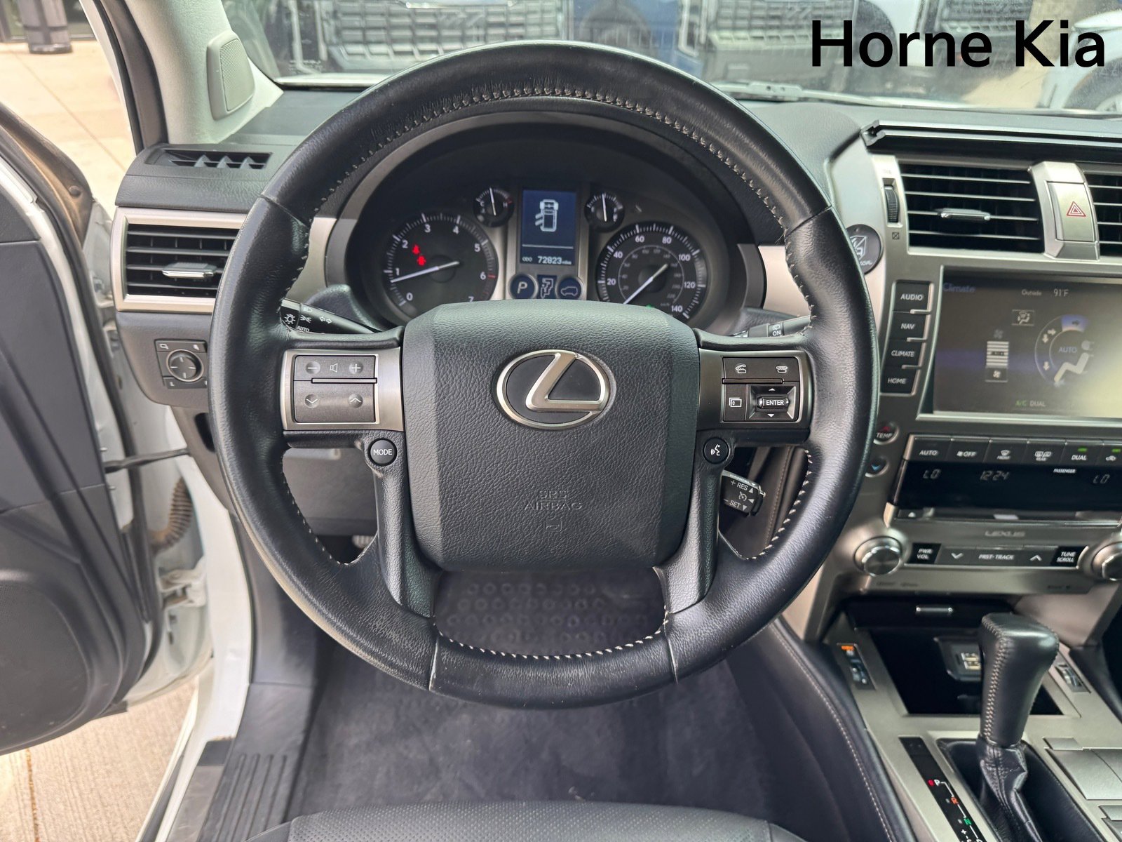 Used 2018 Lexus GX 460 w/ Navigation Package image 16