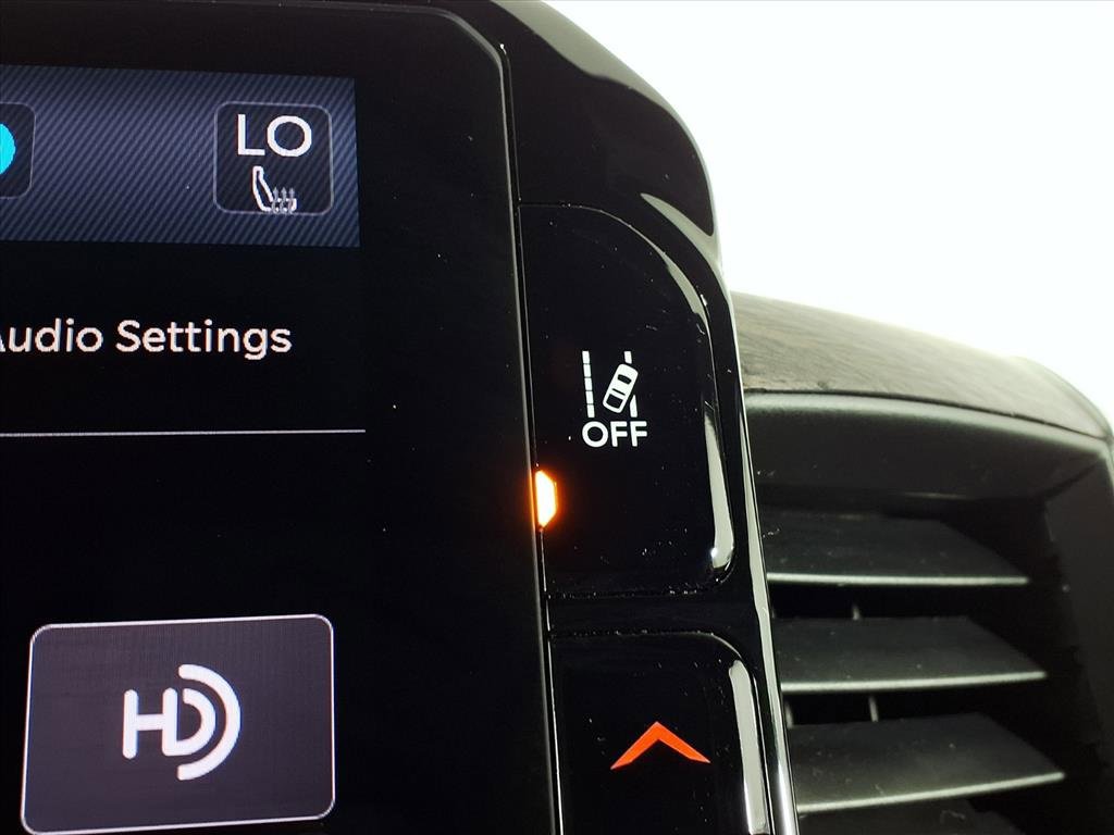 Used 2025 RAM 1500 Laramie w/ Night Edition image 21