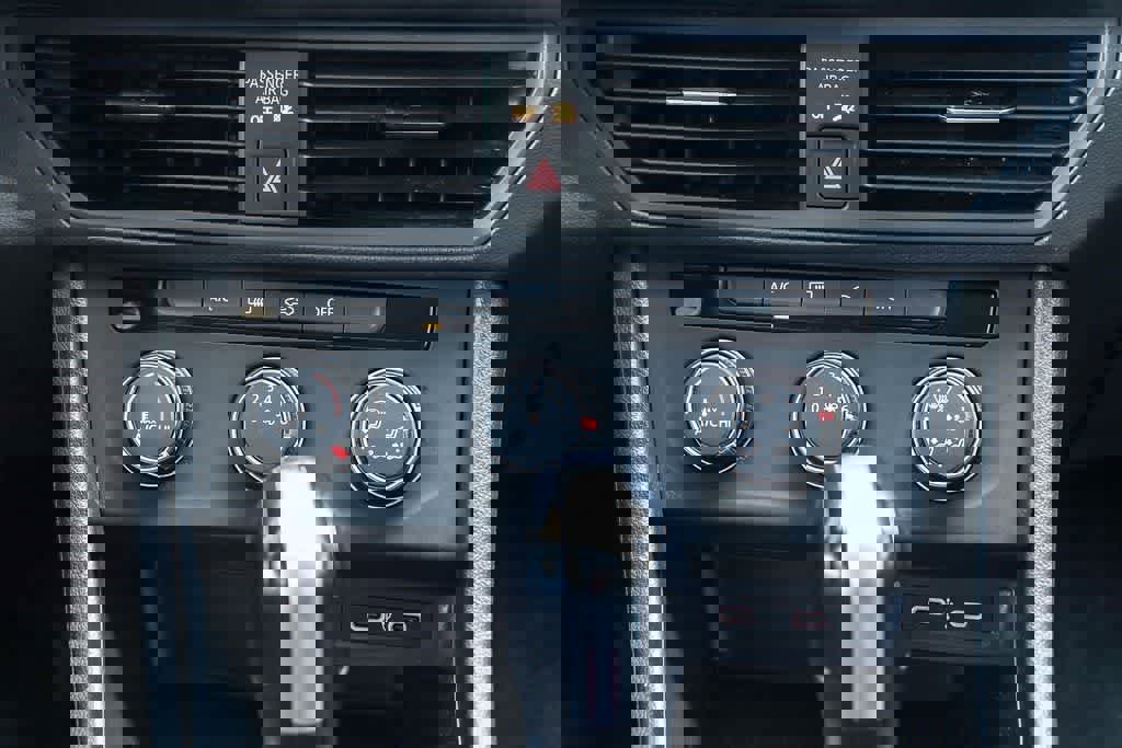 Used 2021 Volkswagen Jetta R-Line image 14