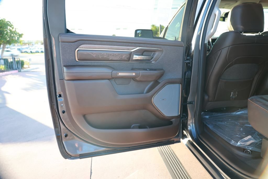 New 2026 RAM 1500 Limited w/ Trailer Tow Group AWD/4WD image 36