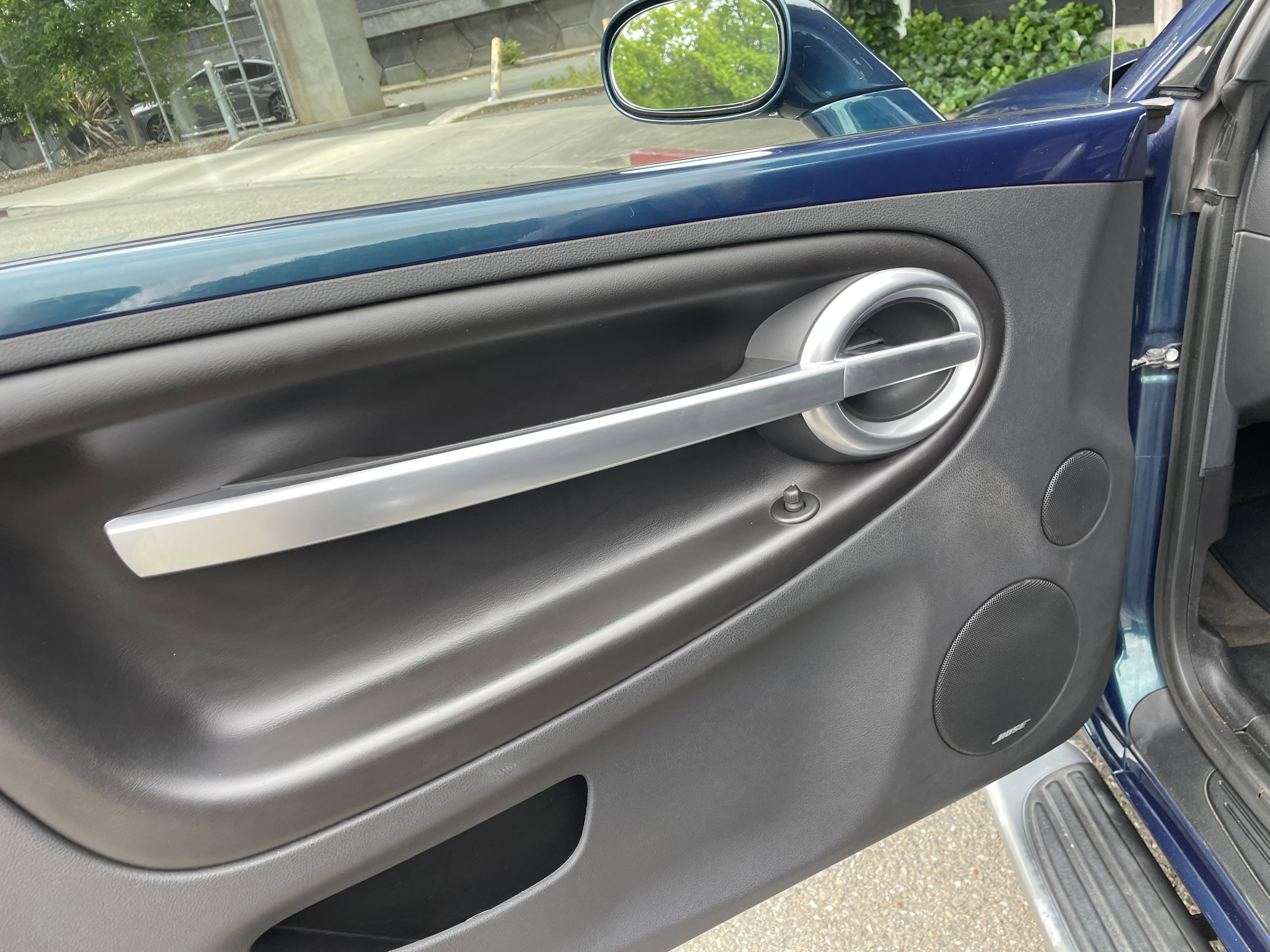 Used 2005 Chevrolet SSR w/ Preferred Equipment Group RWD image 14