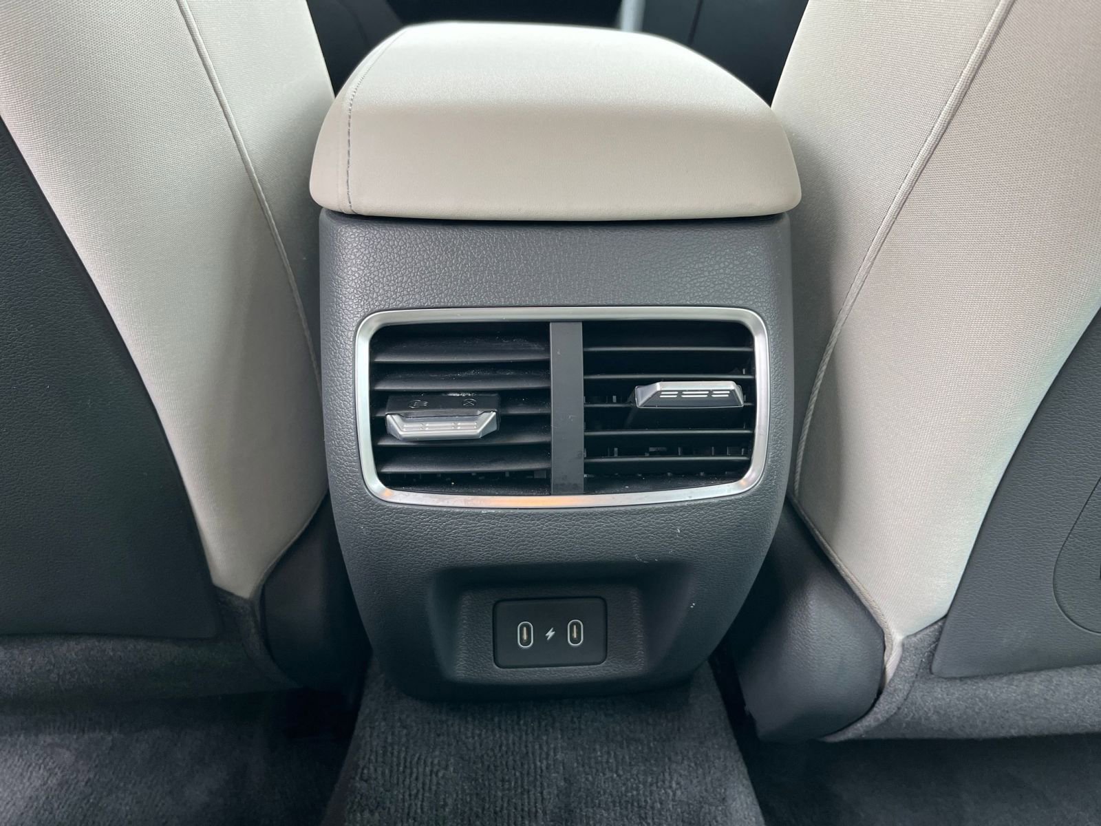 Used 2025 Hyundai Sonata SEL FWD image 23