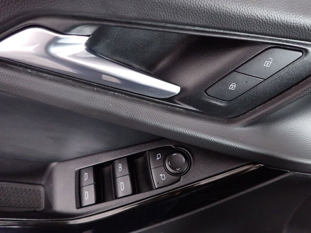 Used 2025 Chevrolet Equinox LT image 20