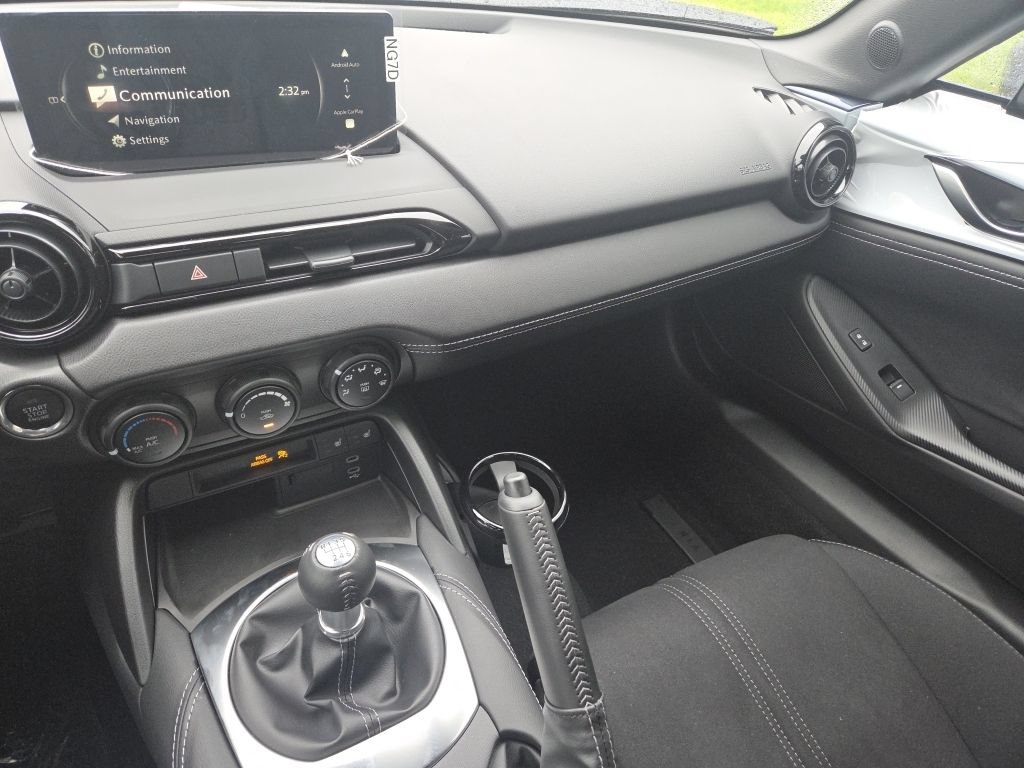 New 2026 MAZDA MX-5 Miata Club w/ Weather Package RWD image 20
