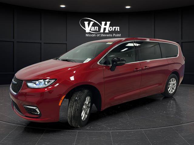 New 2026 Chrysler Pacifica Select image 7