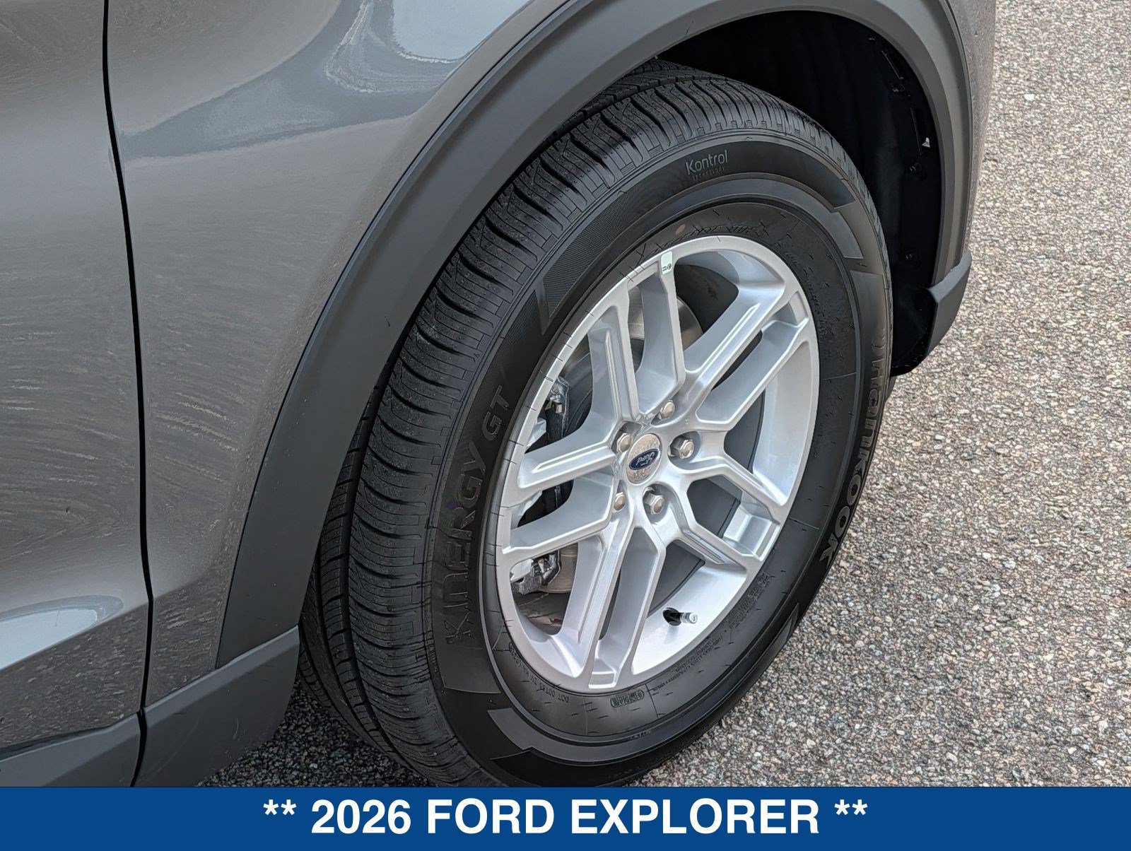 New 2026 Ford Explorer Active w/ Active Comfort Package RWD image 14