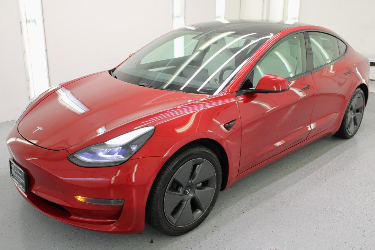 Used 2021 Tesla Model 3 Standard Range Plus RWD image 5
