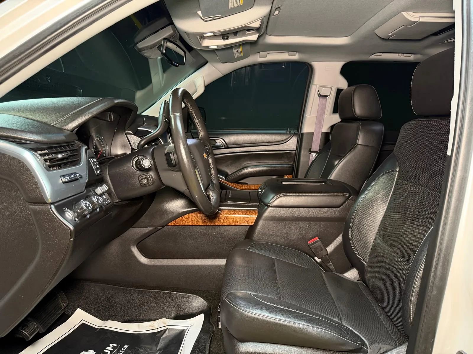 Used 2016 Chevrolet Suburban LTZ AWD/4WD image 32