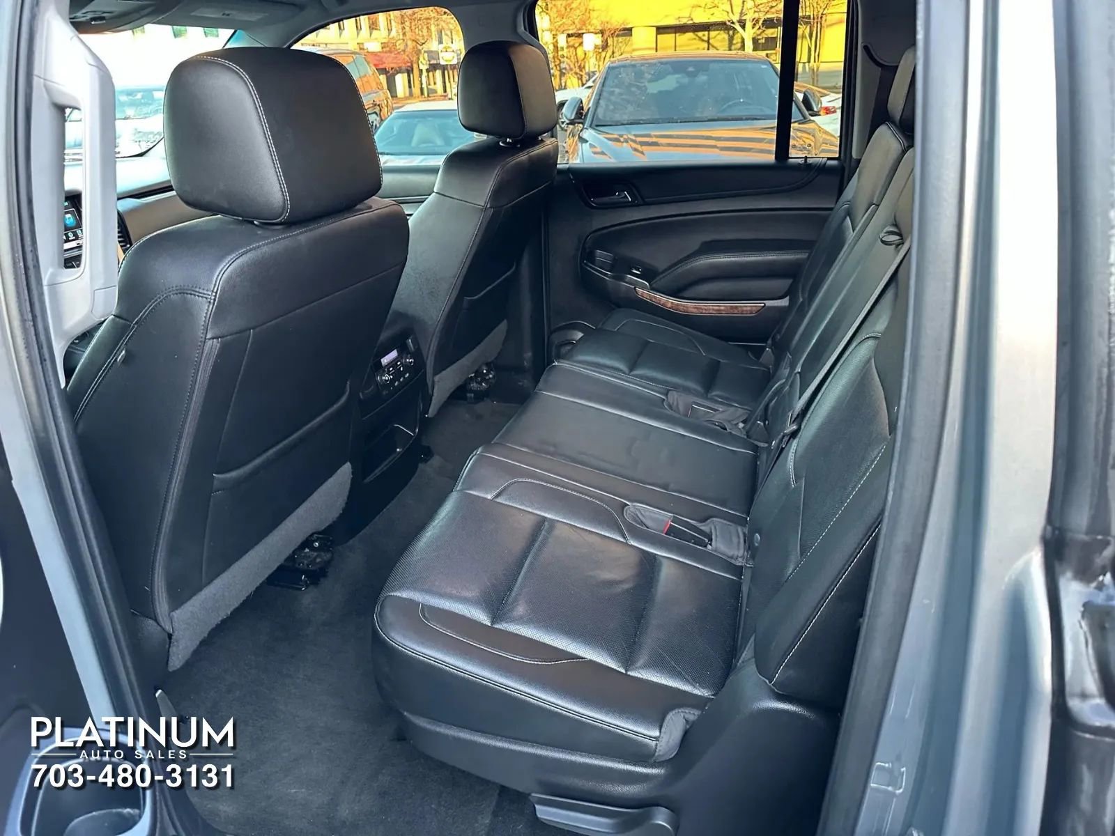 Used 2017 Chevrolet Suburban Premier image 12