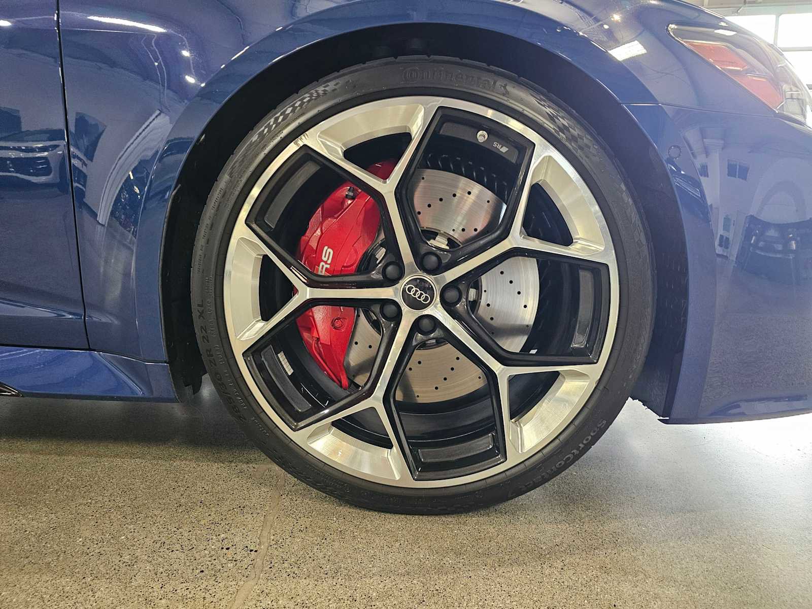 Used 2025 Audi RS 6 performance AWD/4WD image 9