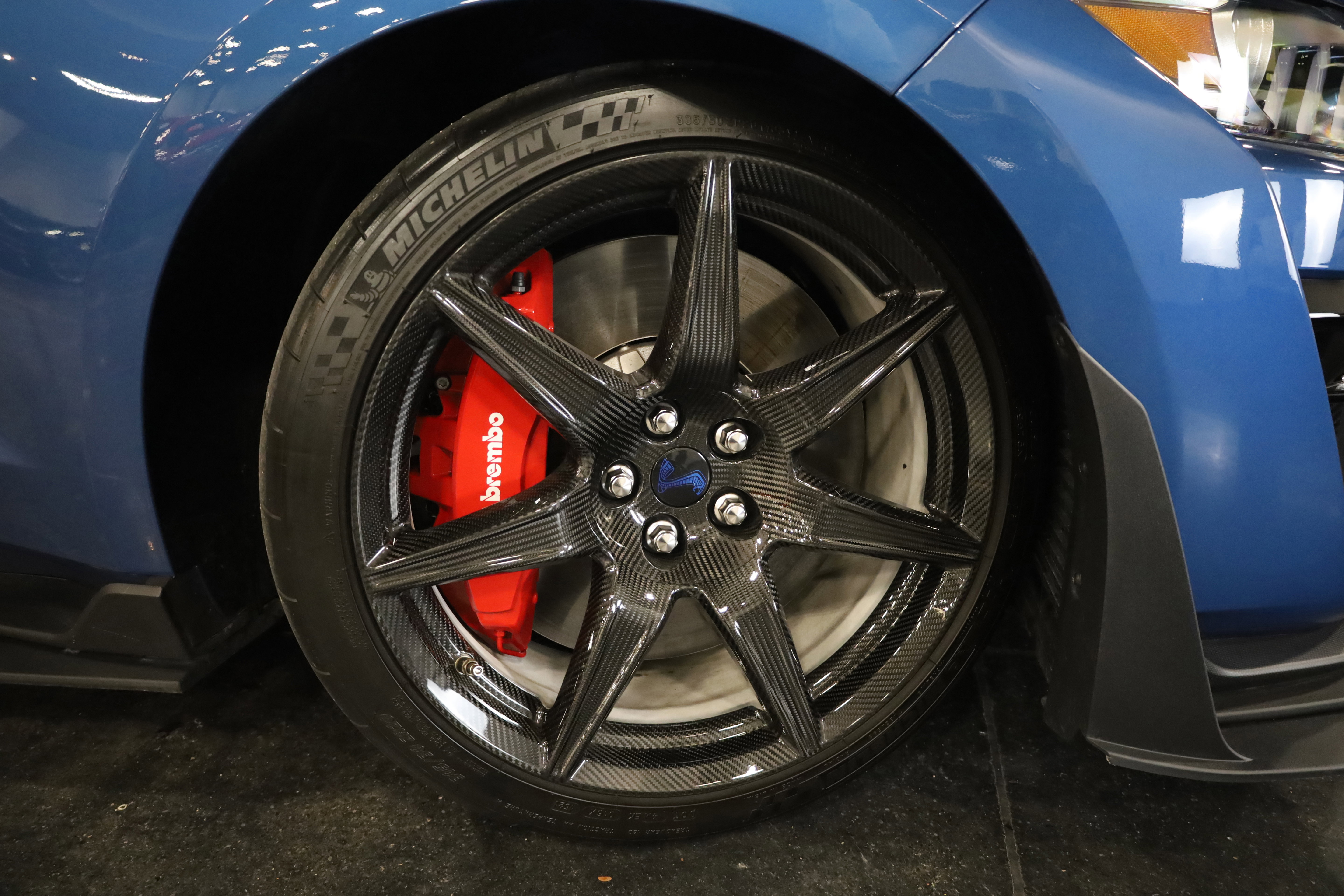 Used 2021 Ford Mustang Shelby GT500 w/ Carbon Fiber Track Pack image 11