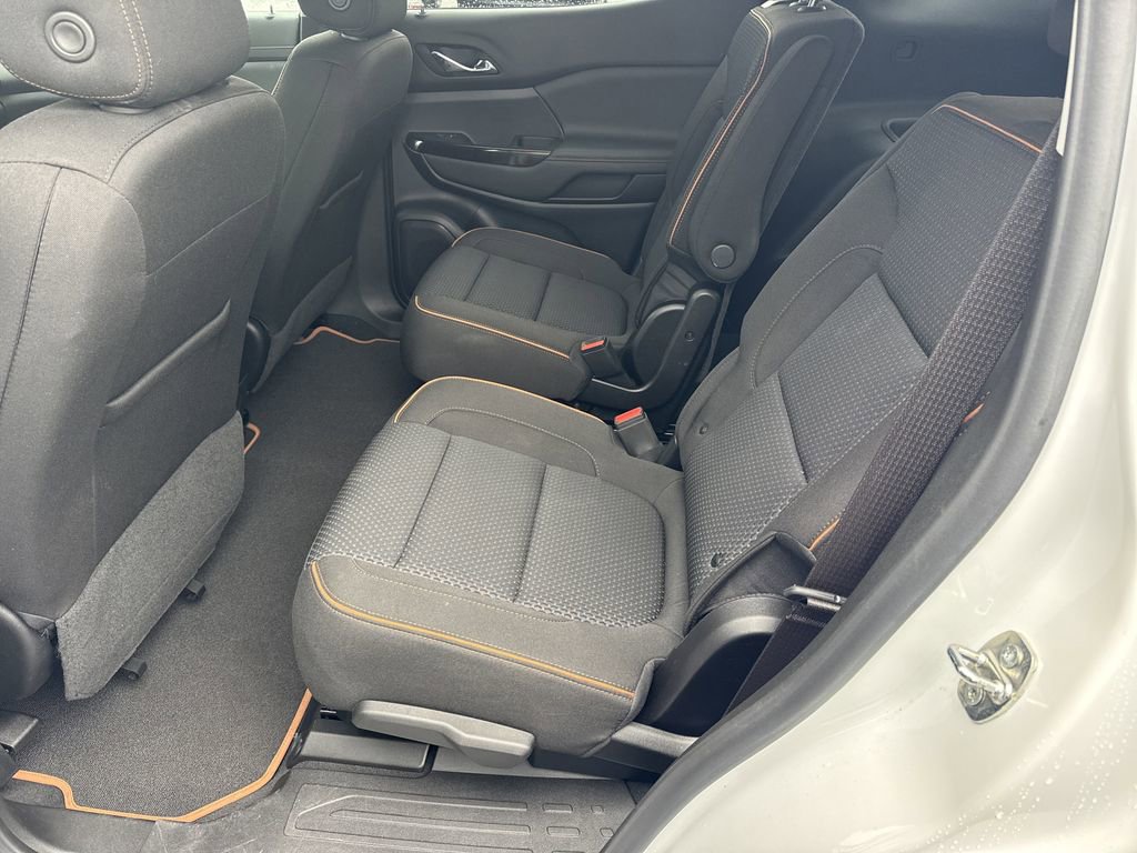 Used 2023 GMC Acadia AT4 image 20