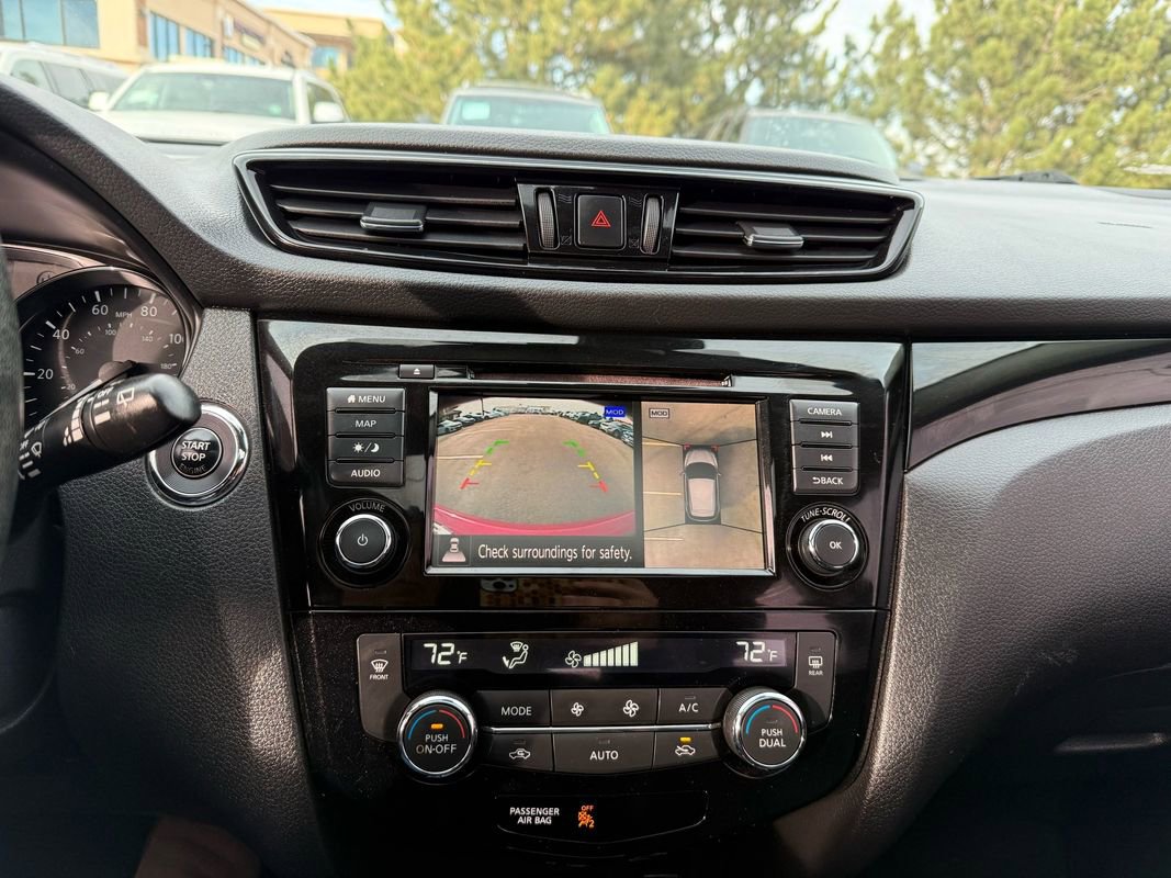 Used 2021 Nissan Rogue Sport SL w/ Premium Package image 37