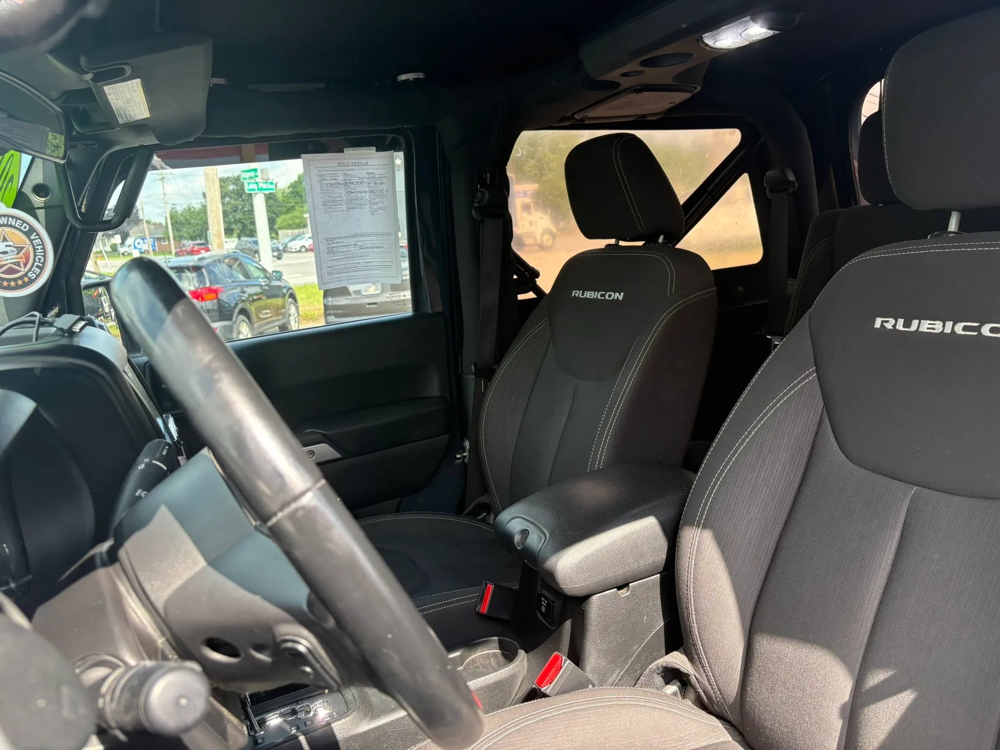 Used 2017 Jeep Wrangler Rubicon AWD/4WD image 10