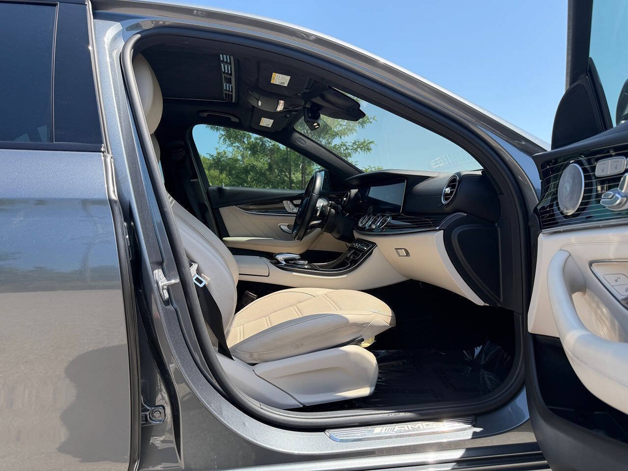 Used 2018 Mercedes-Benz E 43 AMG 4MATIC Sedan image 18