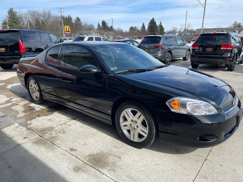 Used 2007 Chevrolet Monte Carlo LT FWD image 8