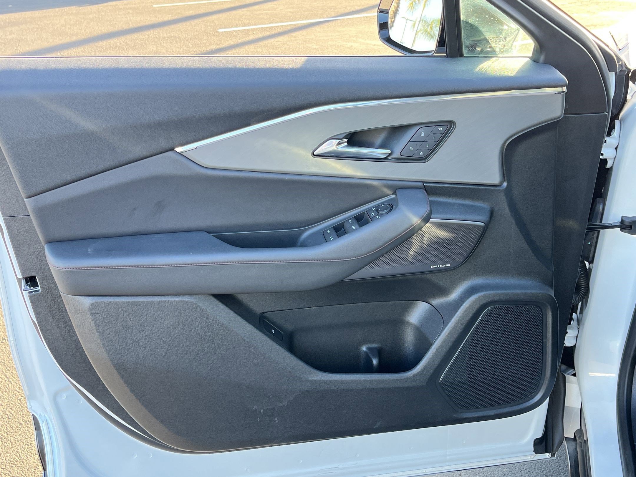 Used 2024 Acura ZDX A-Spec image 14