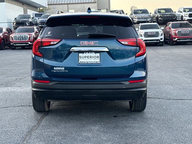 Used 2020 GMC Terrain SLE w/ Driver Convenience Package image 4