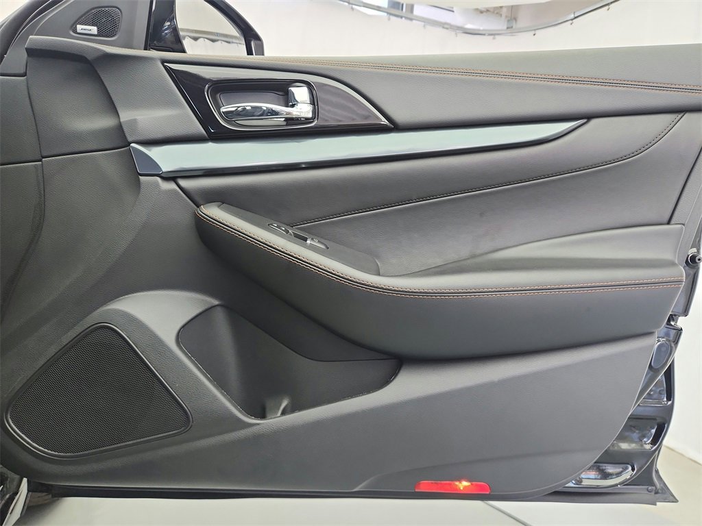 Used 2022 Nissan Maxima SR image 35