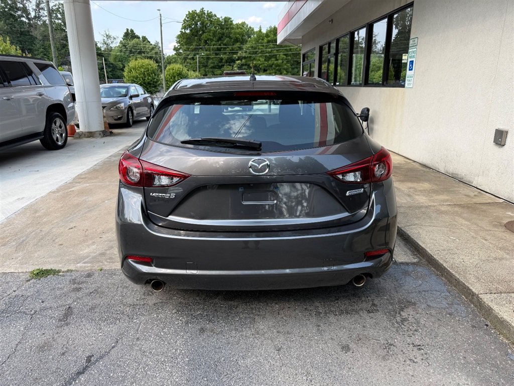 Used 2017 MAZDA MAZDA3 Sport FWD image 10