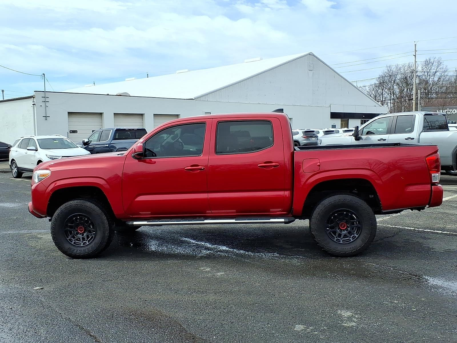 Used 2020 Toyota Tacoma SR AWD/4WD image 4
