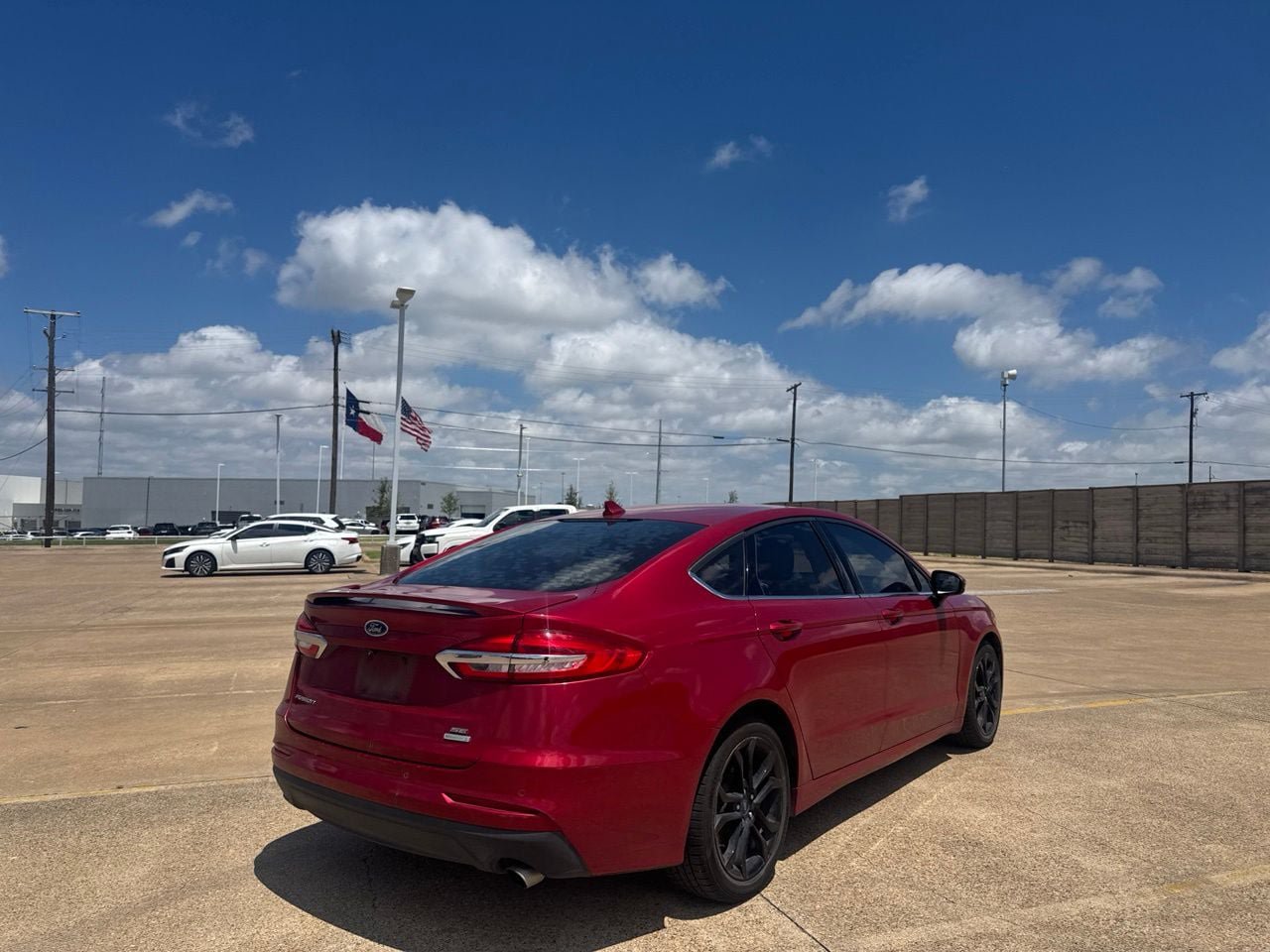 Used 2020 Ford Fusion SE w/ Equipment Group 151A FWD image 19