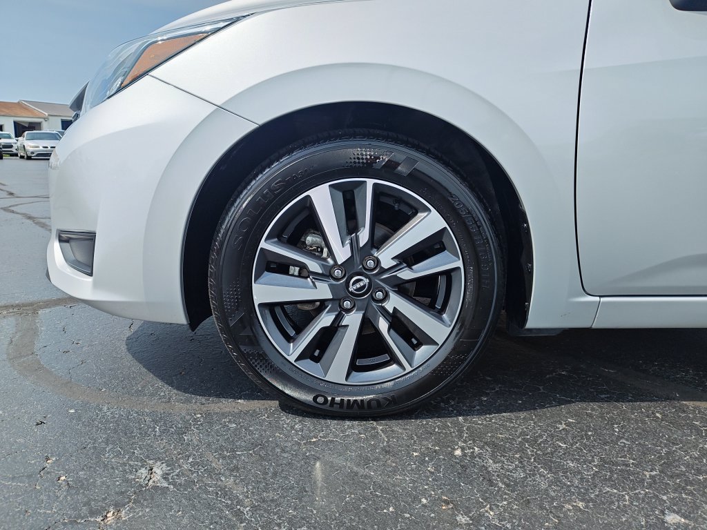 Certified 2025 Nissan Versa SV FWD image 10