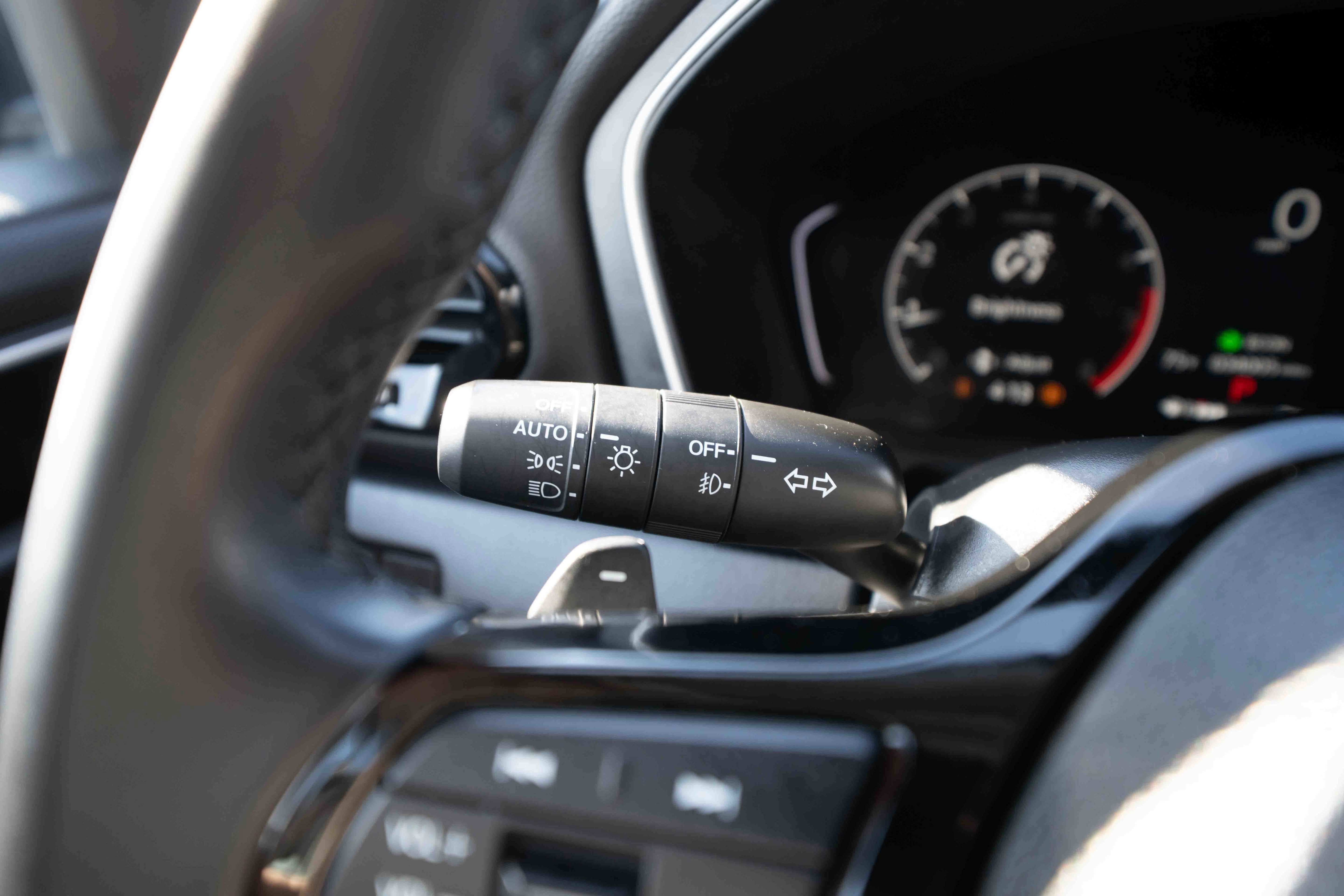 Used 2025 Honda Pilot Touring image 13