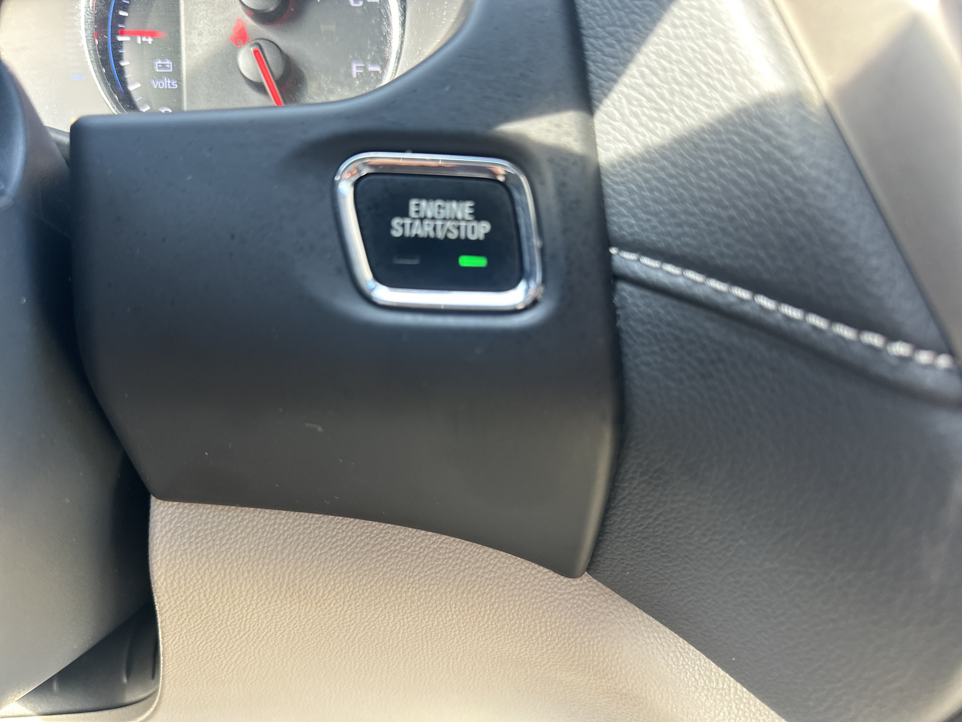 Used 2023 GMC Acadia Denali AWD/4WD image 13