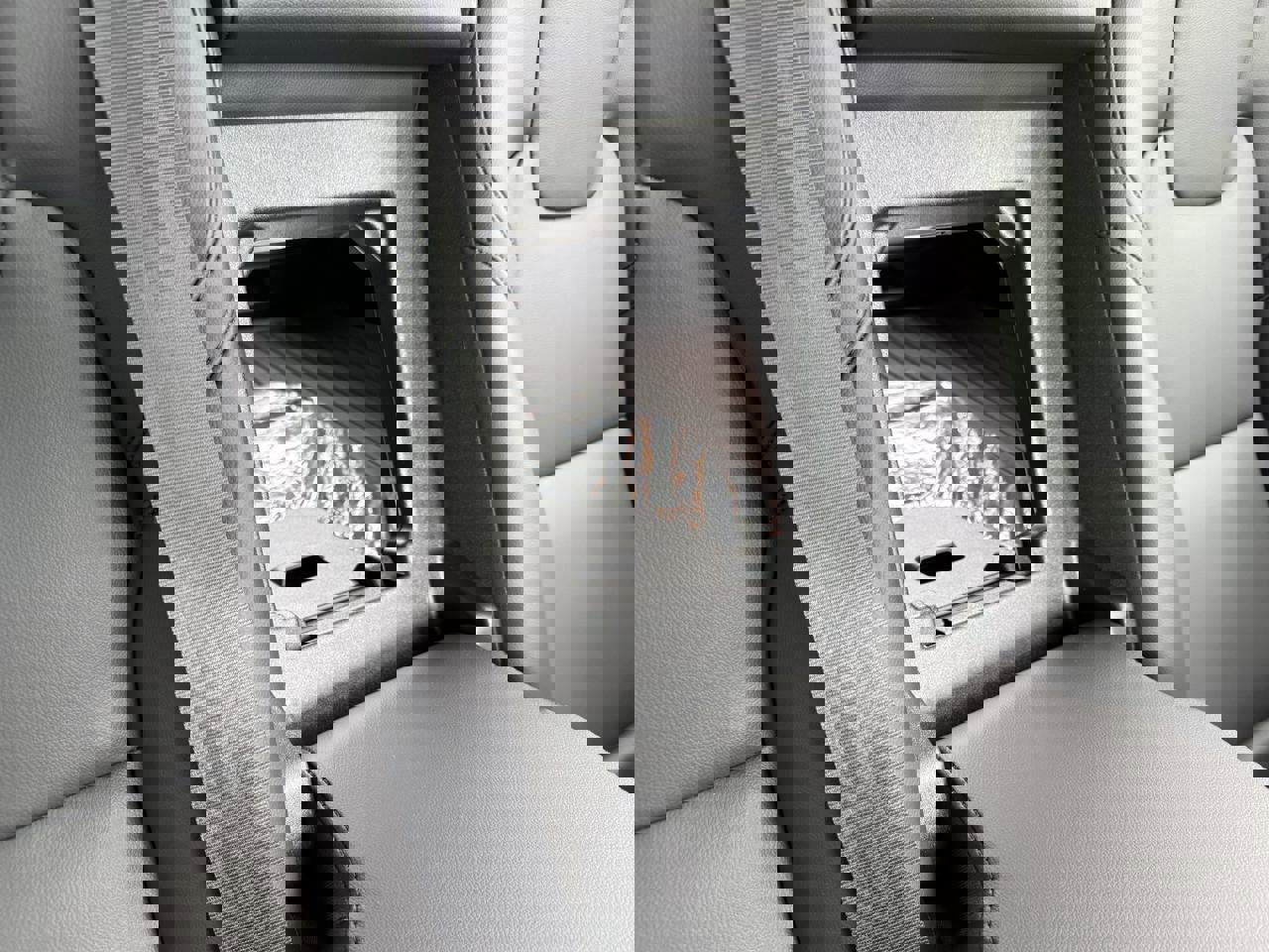 Used 2024 Volvo XC60 B5 Core image 42