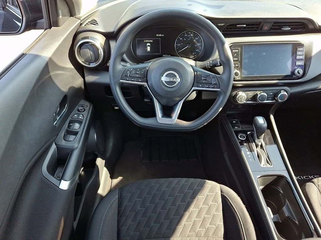 Certified 2023 Nissan Kicks SV FWD image 11