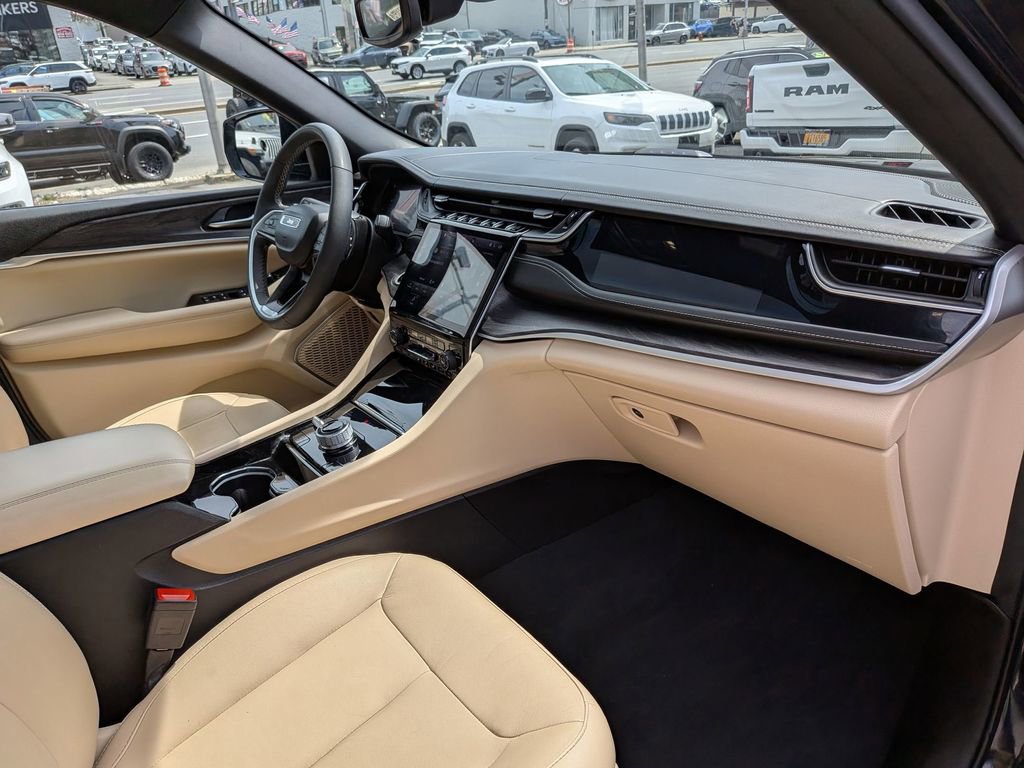 Used 2022 Jeep Grand Cherokee Limited 4xe AWD/4WD image 31