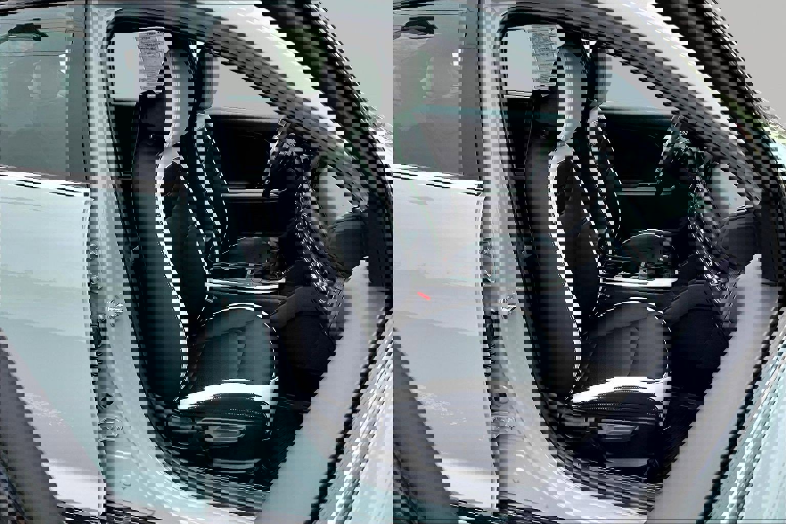 Used 2025 Kia K4 GT-Line w/ GT-Line Premium Package FWD image 29