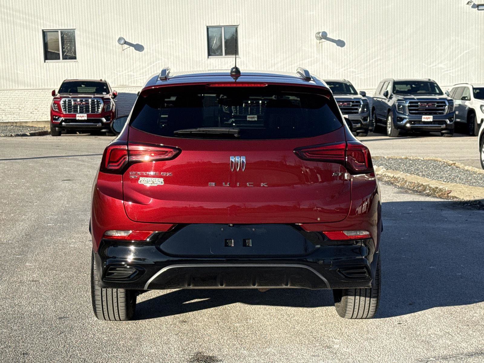 Used 2024 Buick Encore GX Sport Touring w/ Advanced Technology Package image 7