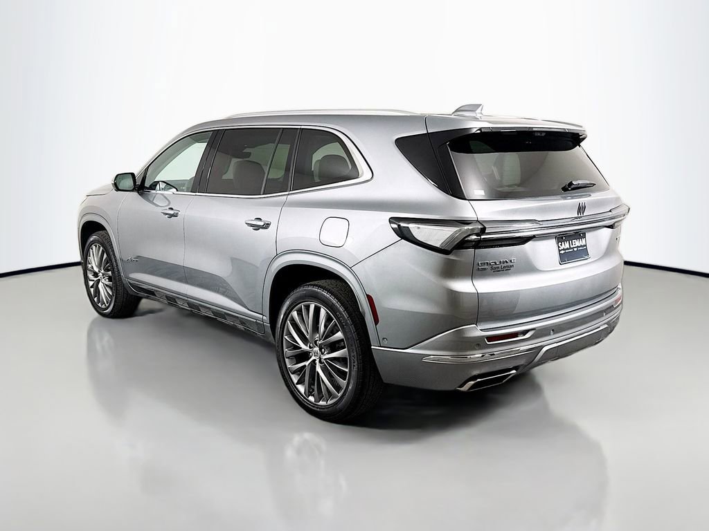 Used 2025 Buick Enclave Avenir w/ Super Cruise Package image 5
