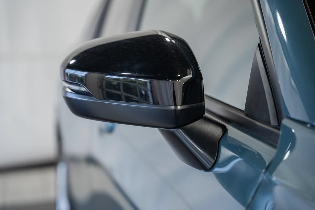 Used 2024 Honda HR-V Sport image 12