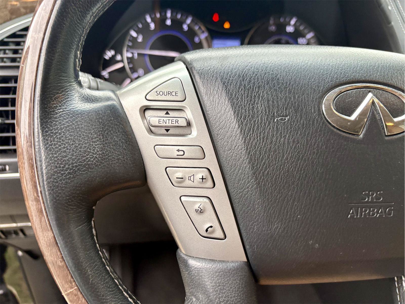 Used 2017 INFINITI QX80 Signature Edition RWD image 13