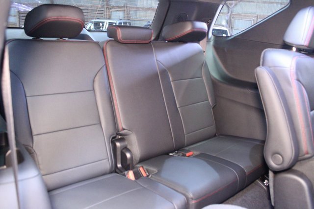 New 2026 Chevrolet Traverse RS w/ LPO, Floor Liner Package image 16