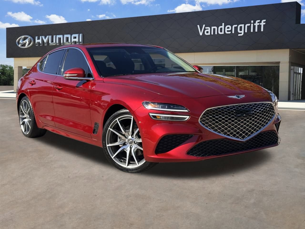 Used 2023 Genesis G70 2.0T image 1