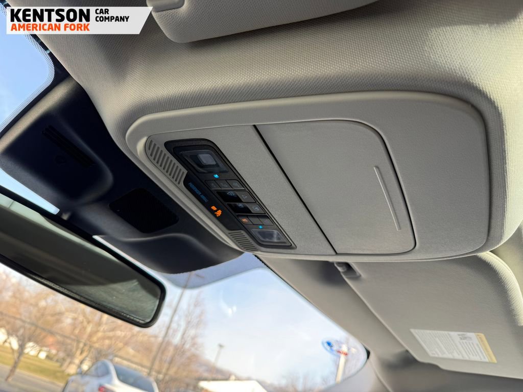 Used 2025 Ford Expedition Max Platinum w/ Driver's Package image 31