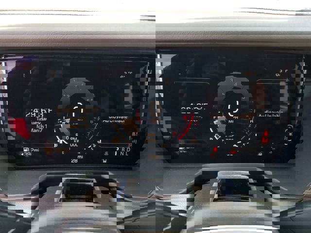 New 2026 GMC Acadia Denali w/ Super Cruise Package image 30