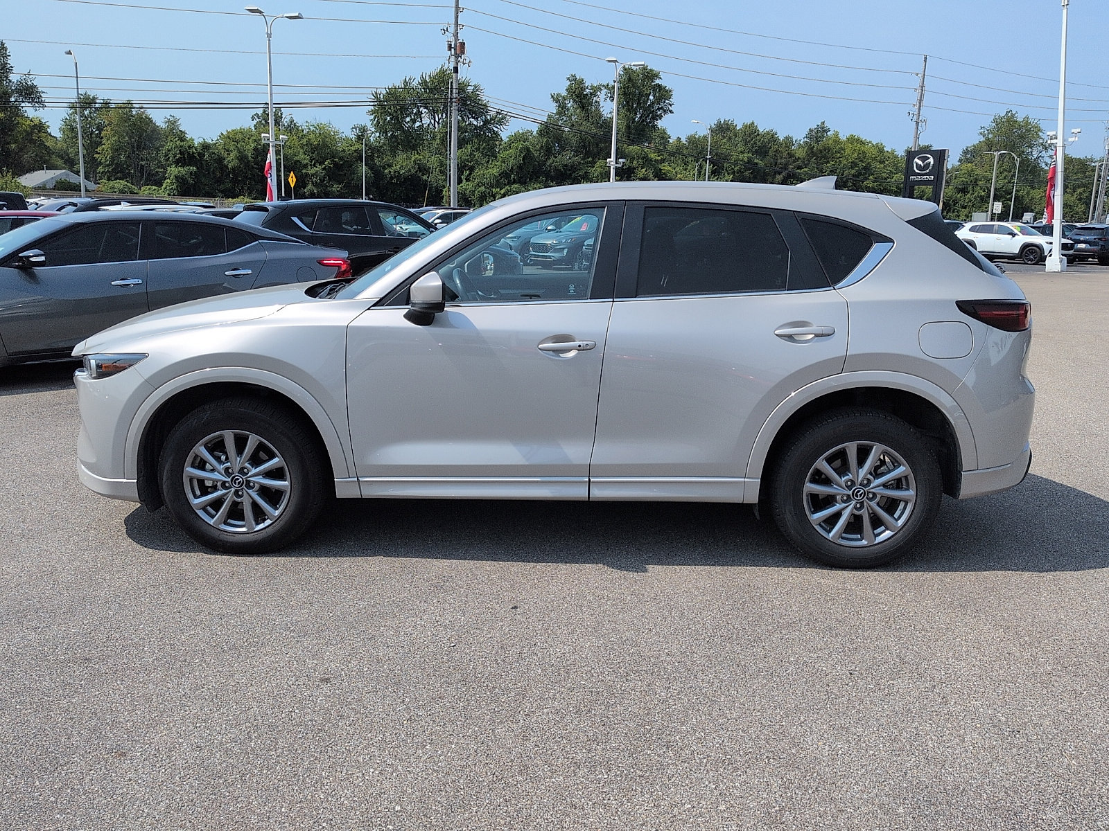 Used 2025 MAZDA CX-5 AWD 2.5 S w/ Select Package image 4