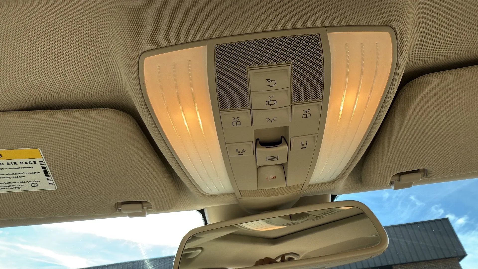 Used 2014 Mercedes-Benz E 350 4MATIC Sedan image 31