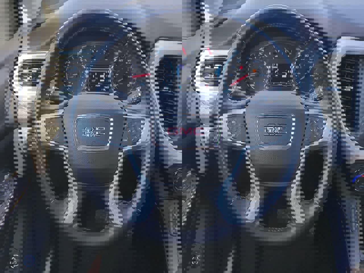 Used 2019 GMC Acadia SLT image 24