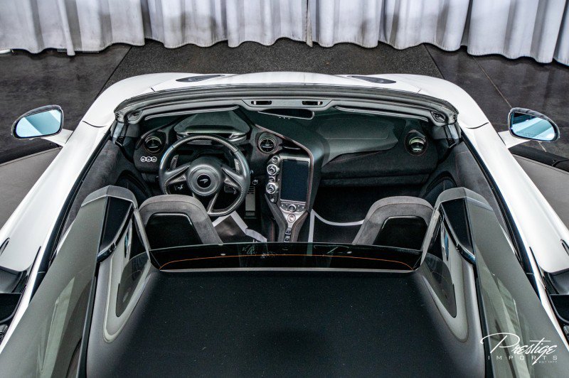 Used 2022 McLaren 720S Spider image 31