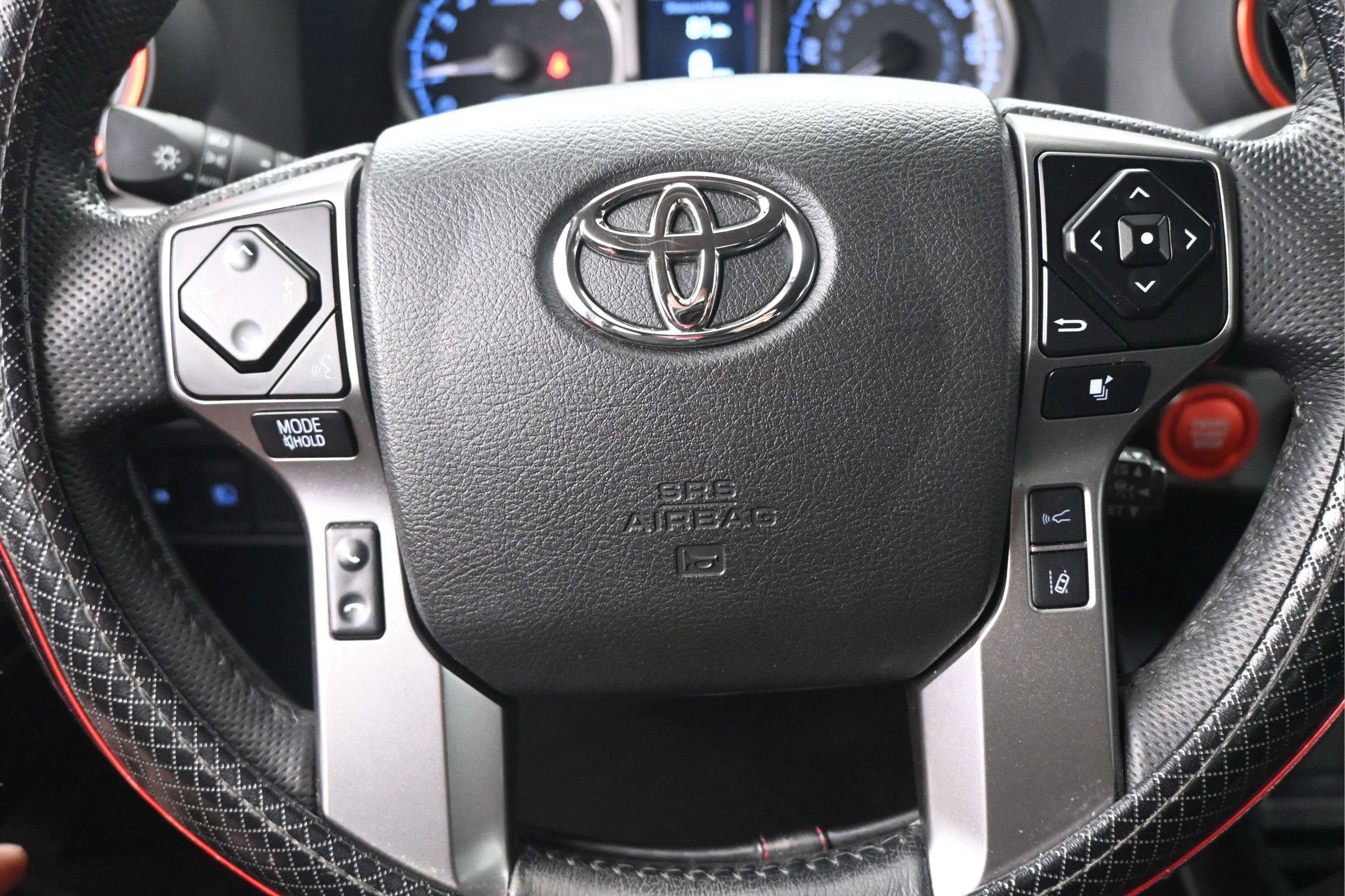 Used 2023 Toyota Tacoma SR5 AWD/4WD image 27