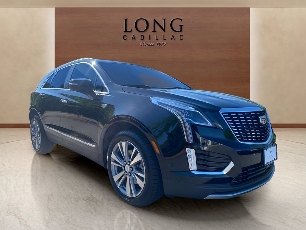 Used 2025 Cadillac XT5 Premium Luxury w/ Technology Package AWD/4WD image 7