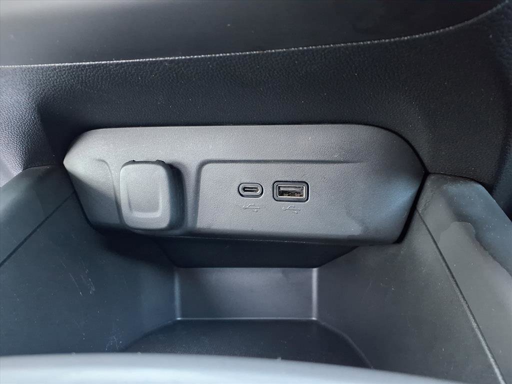 Used 2024 Chevrolet Trax LS image 18