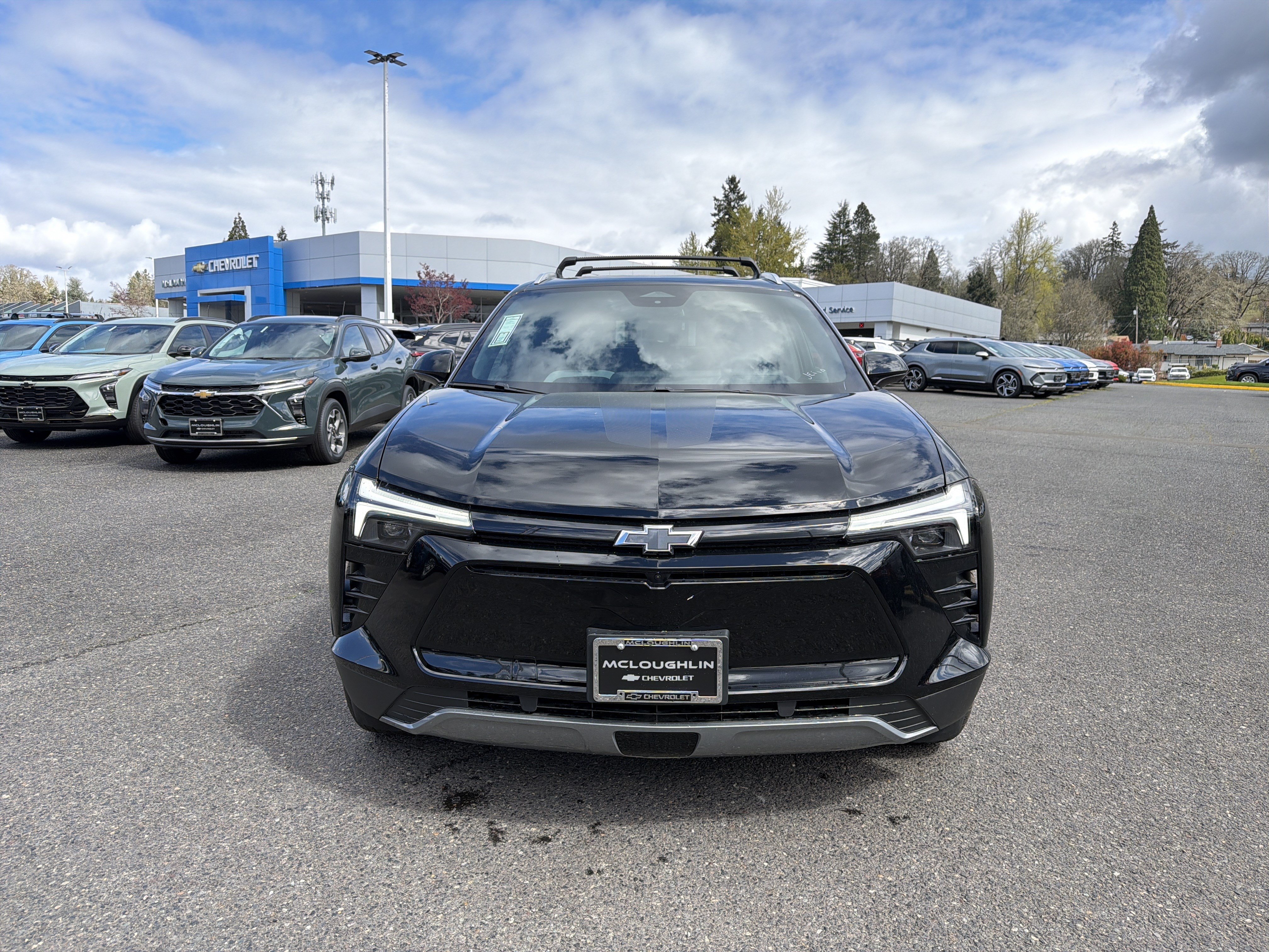 New 2026 Chevrolet Blazer EV LT w/ LPO, Blackout Package AWD/4WD image 9